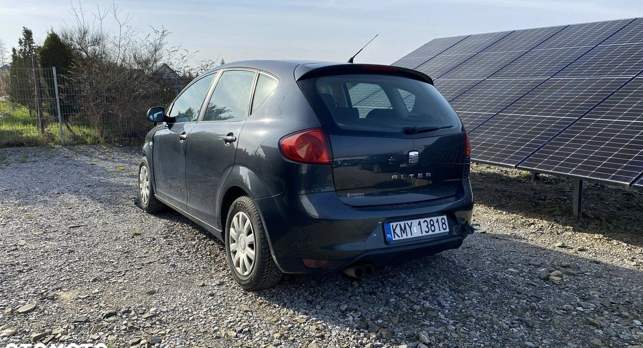 Seat Altea cena 7900 przebieg: 123300, rok produkcji 2011 z Krośniewice małe 277